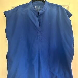 Figs Rafeala scrub top winning blue